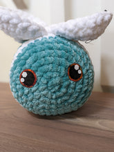 Load image into Gallery viewer, Jumbo Bumble Bee
