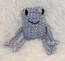 Load image into Gallery viewer, Crochet Frogs
